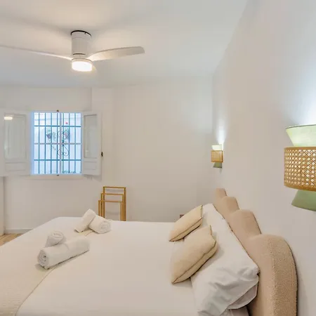 Deanes Califa Apartment Cordoba