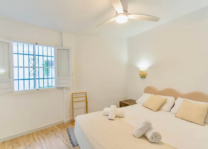 Apartment Deanes Califa