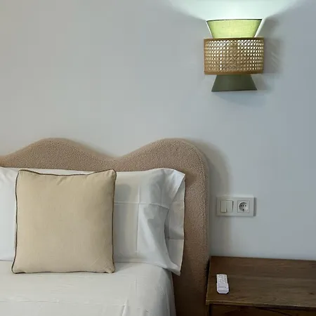 Deanes Califa * Córdoba