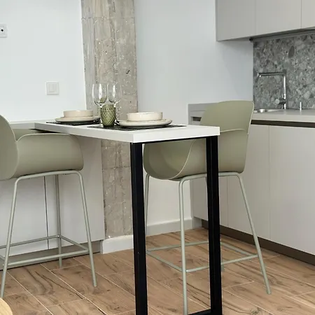 Deanes Califa Córdoba