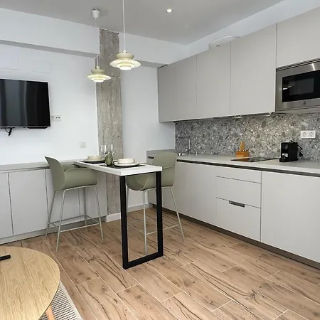 Deanes Califa Appartement *